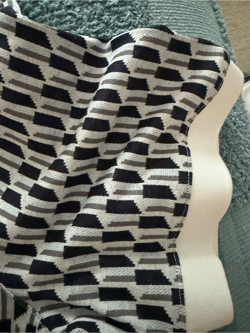 Ted Baker Men’s Navy and White Geometric Knit Polo- NWOT - Picture 5 of 8